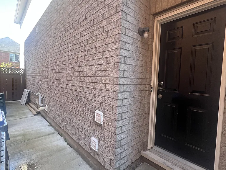 5988 Sidmouth St — Photo 2