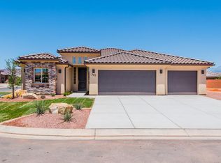 307 E Desert Gardens Ln, Ivins, UT 84738