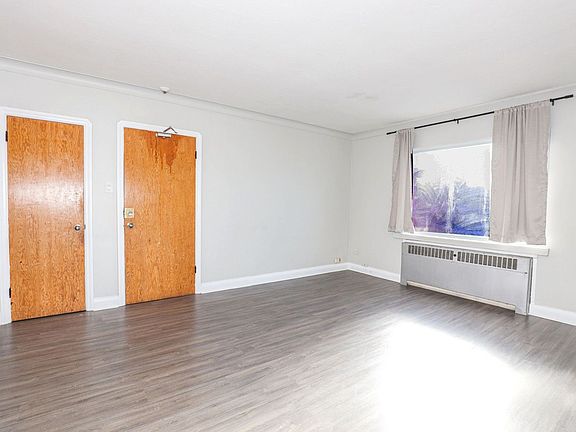 5th image of 262 Saint Marys Rd #2