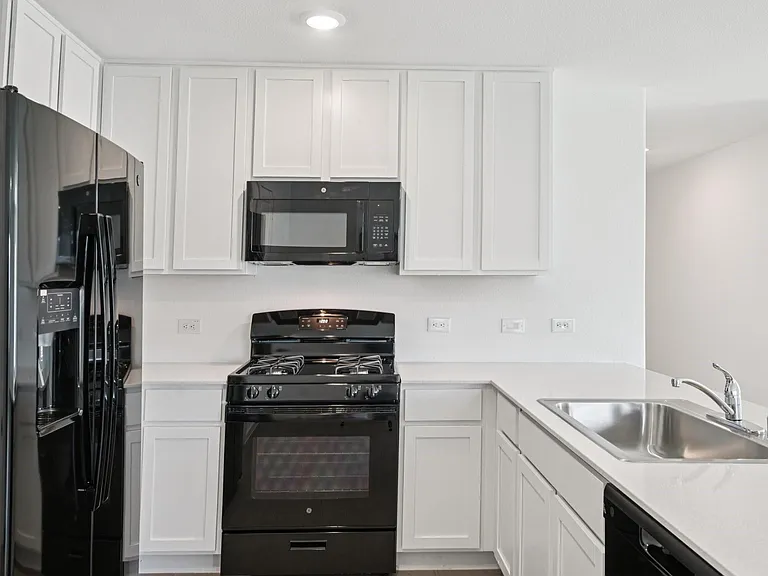 1629 Lercara Ln — Photo 7