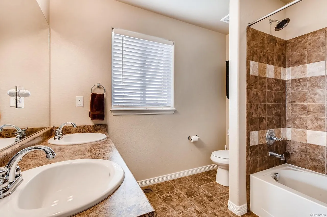 1 bed, 3400 sqft, $700 — Photo 3