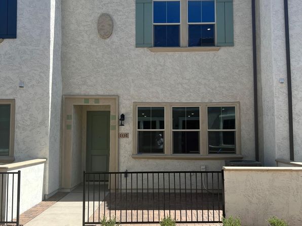 1822 E Chelsea Ln Unit 104