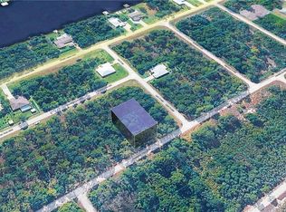 436 Aerostar Ave NW, Lake Placid, FL 33852