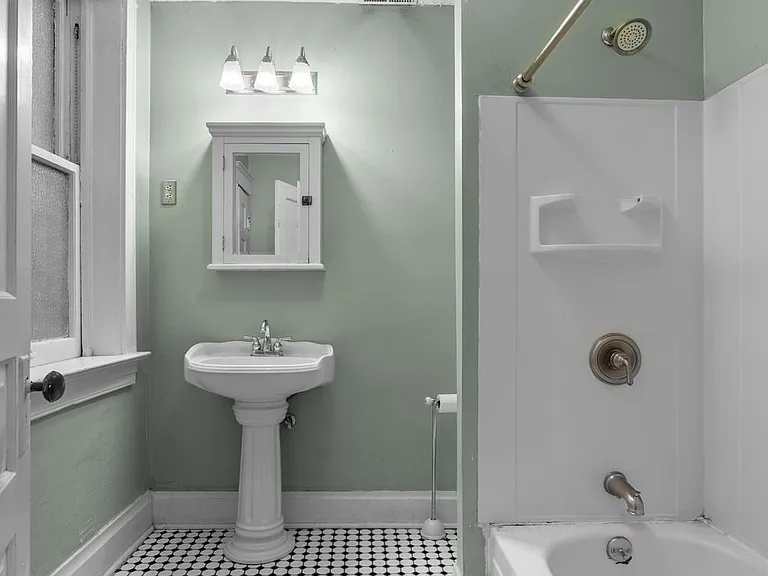3551 Victor St #3 — Photo 12