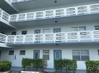 4050 NW 42nd Ave APT 111, Lauderdale Lakes, FL 33319