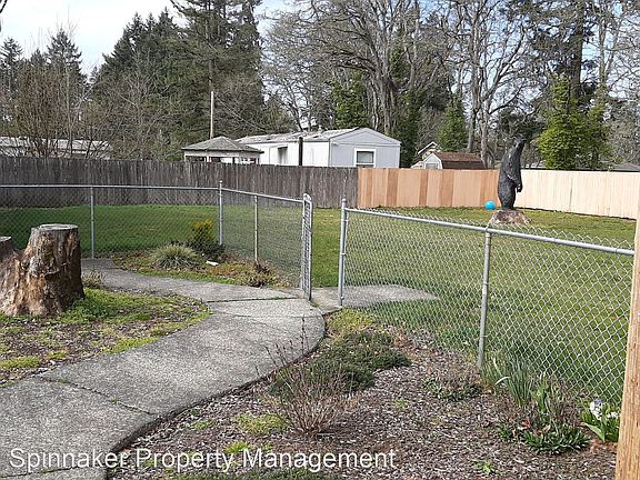3rd image of 15308 Washington Ave SW APT 18