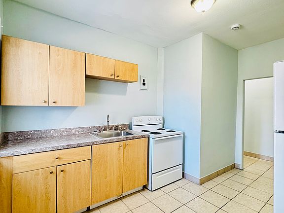 4th image of 149 S Hollywood Ave APT 2