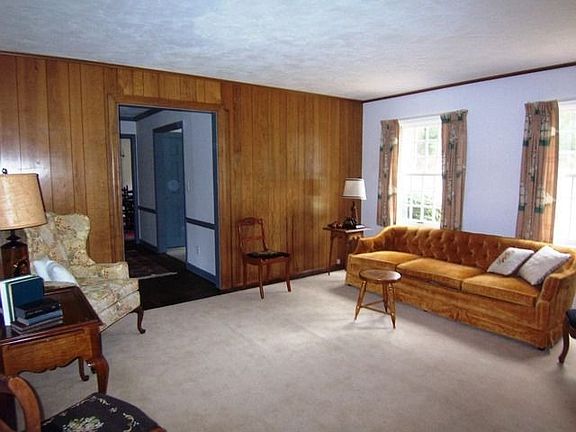 5th image of 762 Charcoal Ave