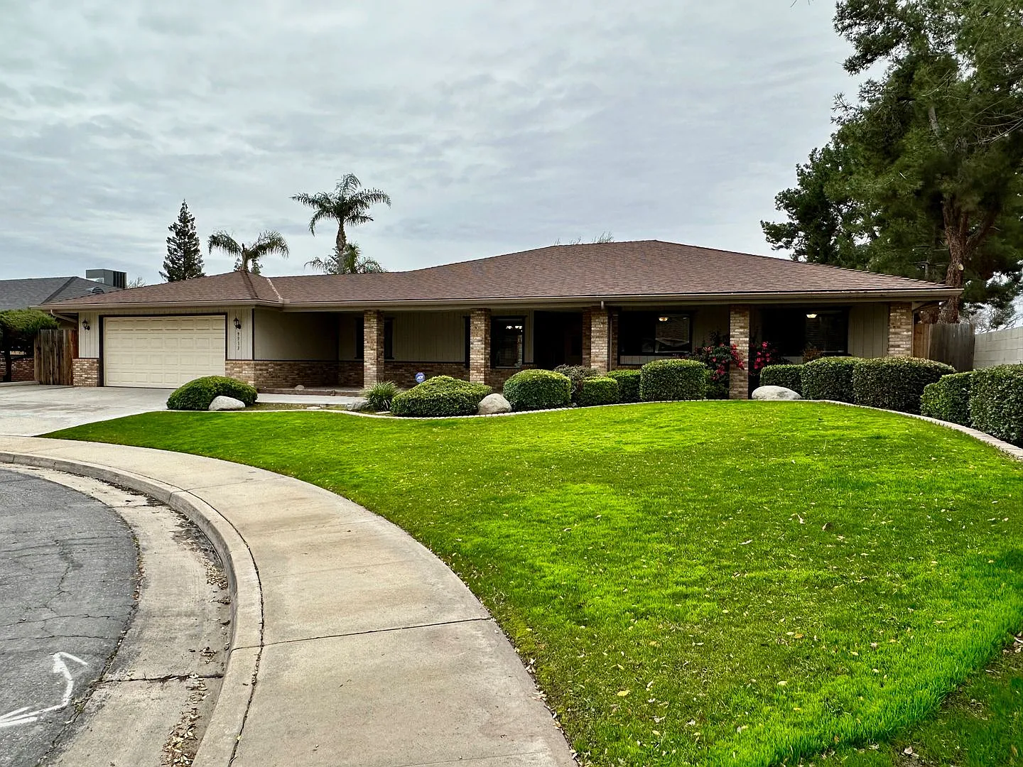 Haggin Oaks Cul De Sac Beauty! Best Schools and Shopping! 3Bed 2Bath $2,750Rent $2,750Deposit App... — Photo 3
