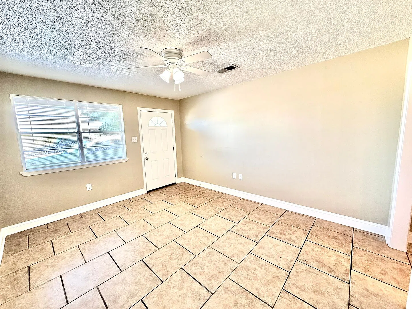 5277 Choctaw Rd. Apt 1-5 — Photo 4