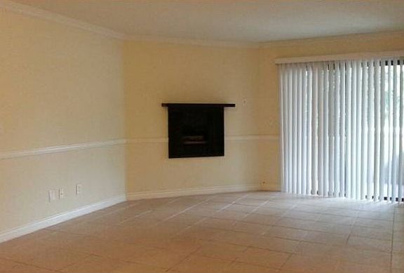 2nd image of 689 Temple Ave APT 102