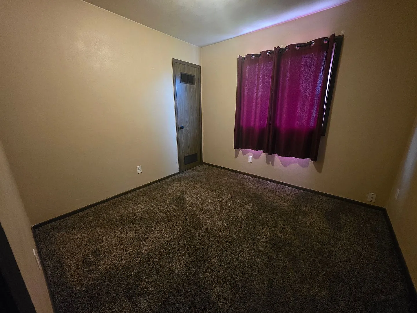 Joan Drive — Photo 4