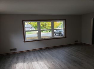 7699 Jackson St NE, Fridley, MN 55432