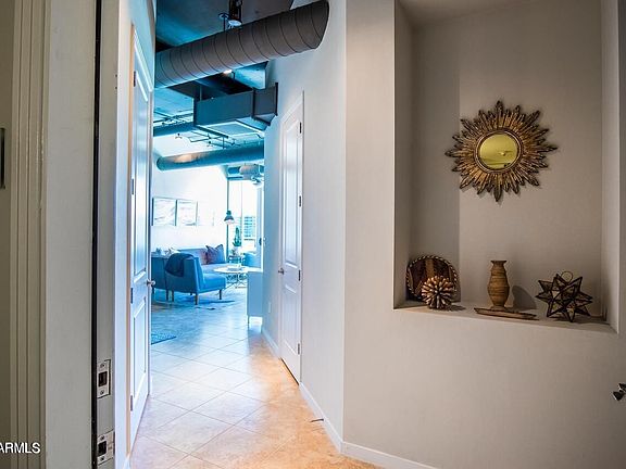 4th image of 1 E Lexington Ave Unit 511