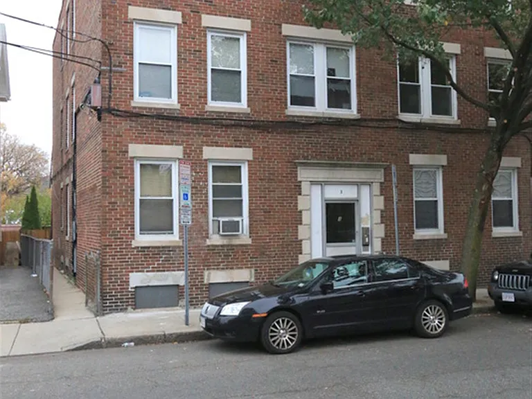 1 Quincy St #4 — Photo 19