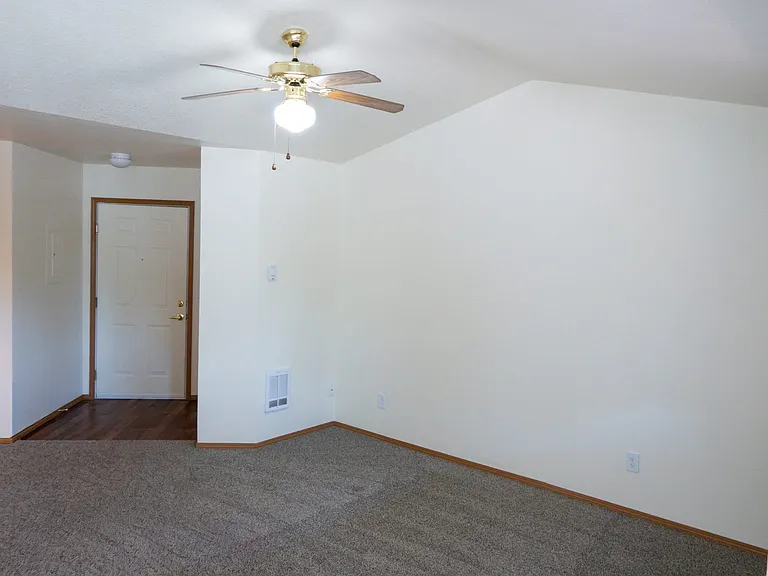Redwood Acres — Photo 30