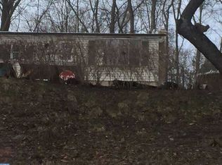 901 Laurel Rd, Coatesville, PA 19320