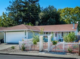 541 Lorraine Ct S, Rohnert Park, CA 94928
