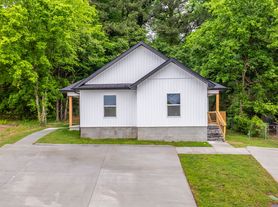 27 Whitmore Cir