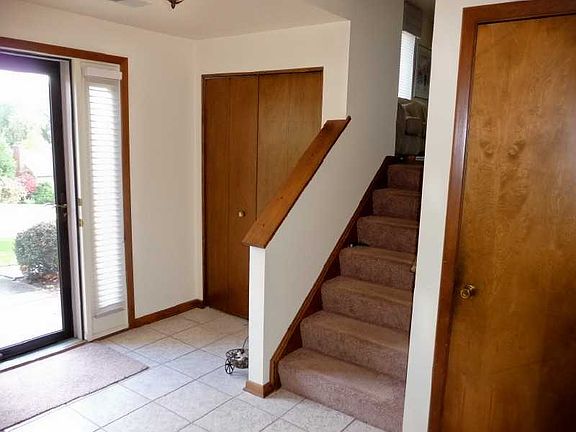 2nd image of 5214 Caste Dr