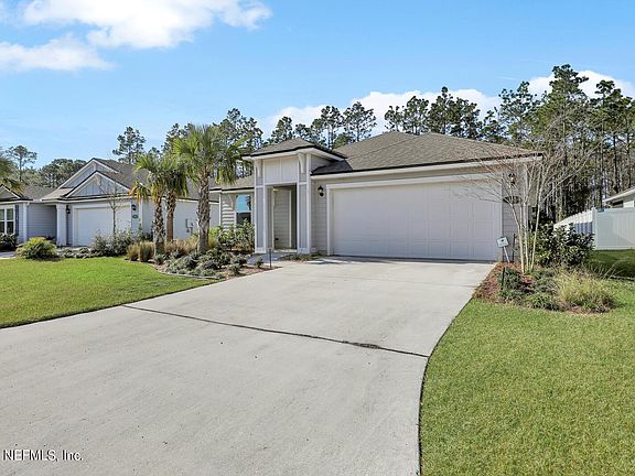2nd image of 113 Pickett Dr