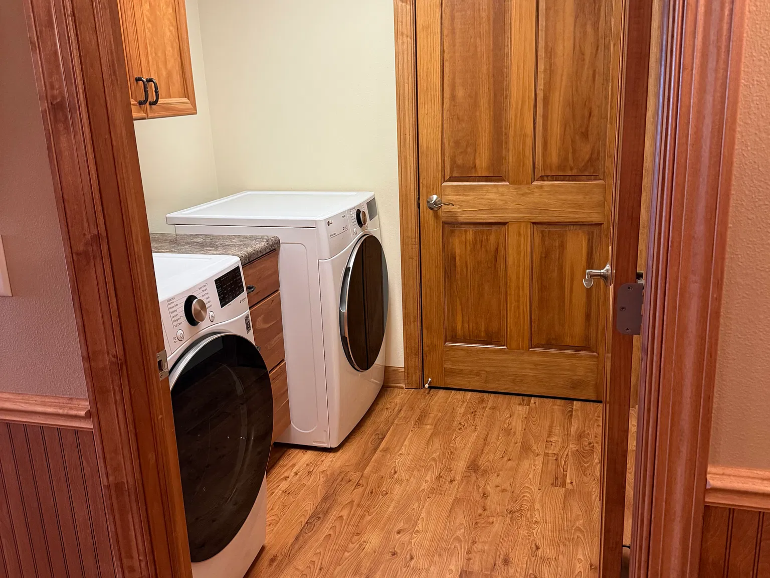 3 bed, 2065 sqft, $4,500 — Photo 4