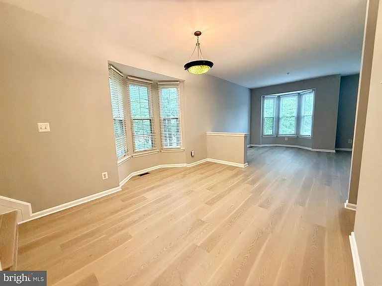 8 Diamond Hill Ct — Photo 20