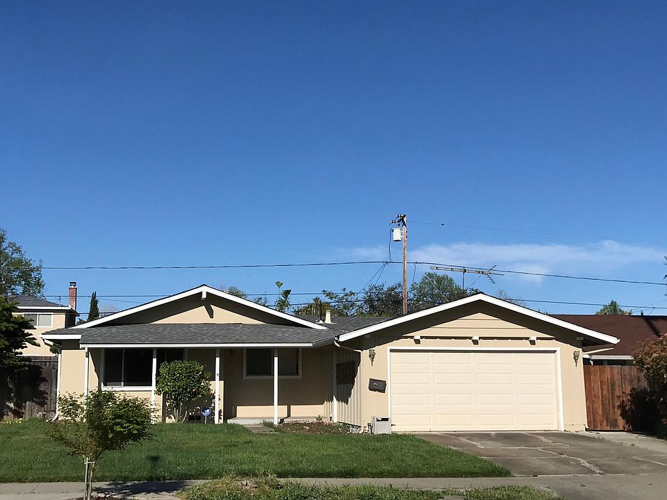 1st image of 1697 Hayford Dr