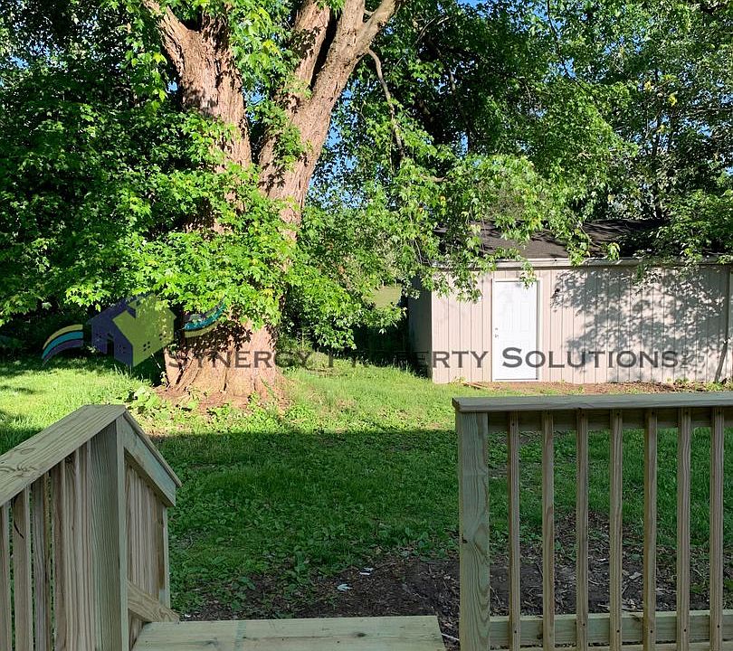 1st image of 1035 Woodside Dr
