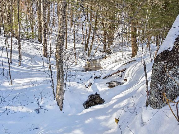 4th image of 153 Russell Road