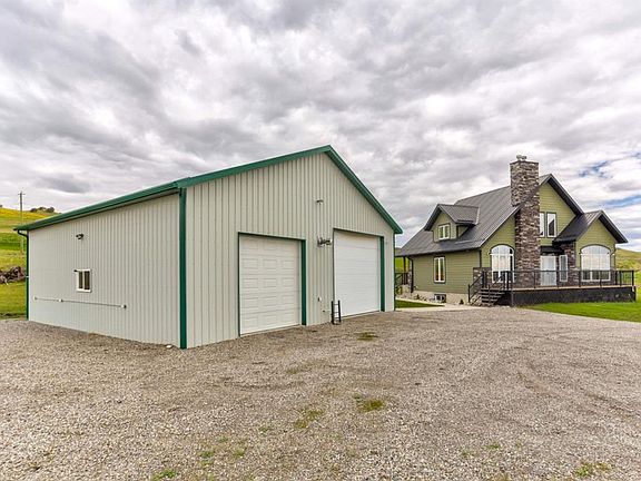 3rd image of 2222 Broadview St #5