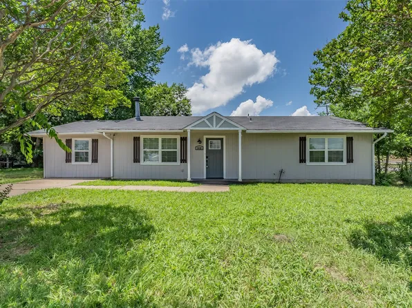5602 Sayle St, Greenville, TX 75402