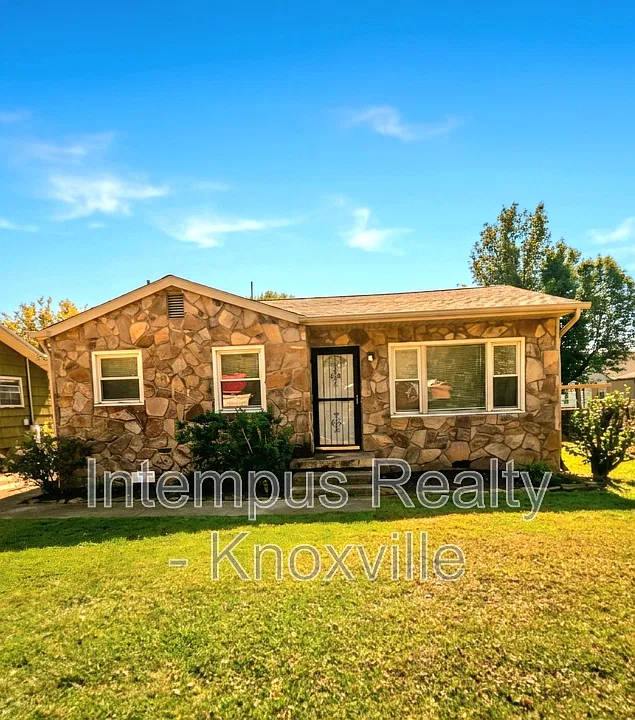 334 Cedar Ave