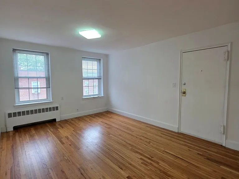 25 Englewood Ave #6 — Photo 16
