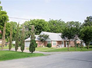 136 Seaside Dr, Gun Barrel City, TX 75156