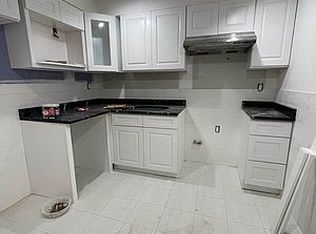 21-15 30th Rd #2, Astoria, NY 11102