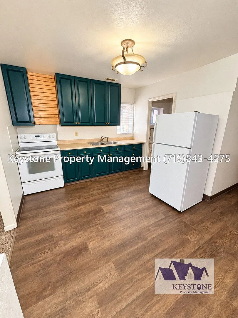 $425 Off 1st Month & App Fee Reimbursed! 1 Bed/1 Bath Apartment With Interior Entrance - $850/$850 — Photo 3