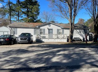 4625 Whispering Pines Dr, Buford, GA