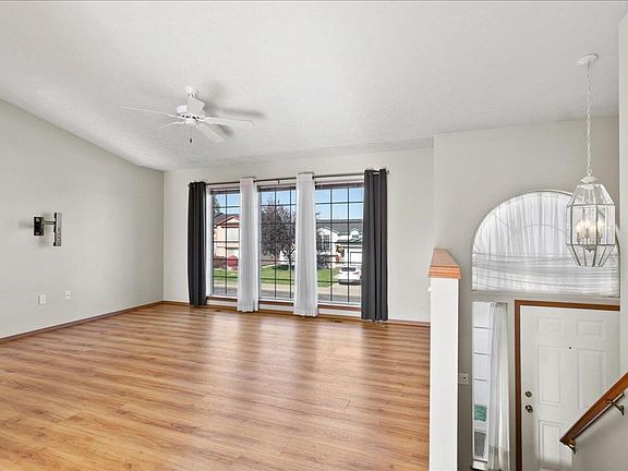 5th image of 19020 E Michielli Ln