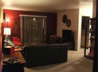 1850 Axtell St #5, Troy, MI 48084