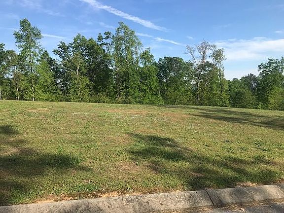 2nd image of LOT 2 NE Greenbriar Trl
