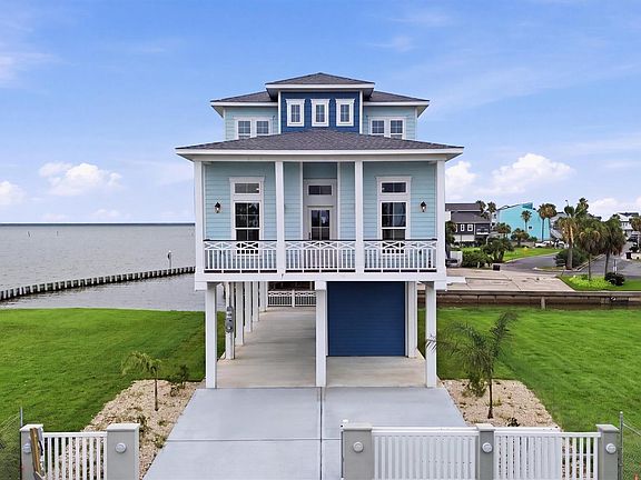 2nd image of 107 Gulf Dr