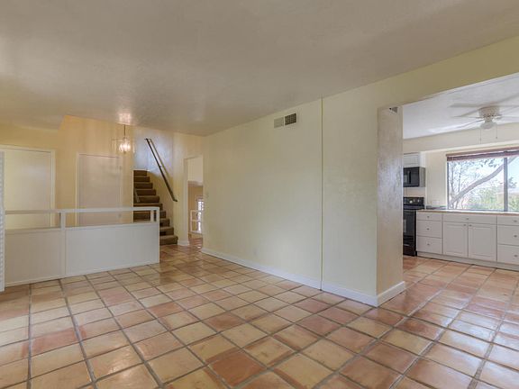 4th image of 7819 Buckboard Ave NE