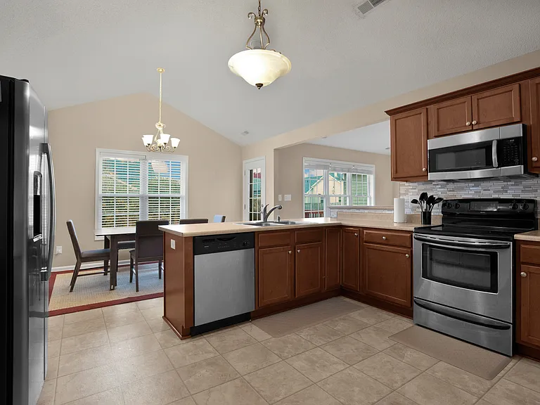 1403 Oxnop Ct — Photo 27