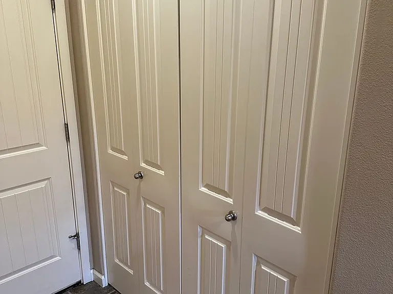 University Townhomes — Photo 6