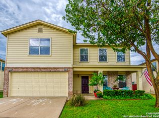 654 Crosspoint Dr, New Braunfels, TX 78130