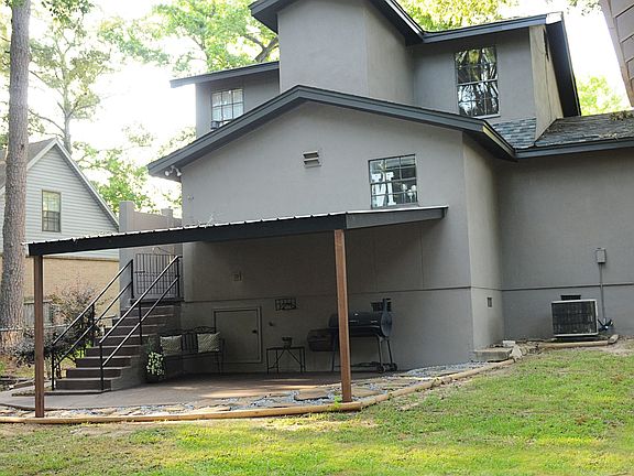 2nd image of 3296 Little John Dr