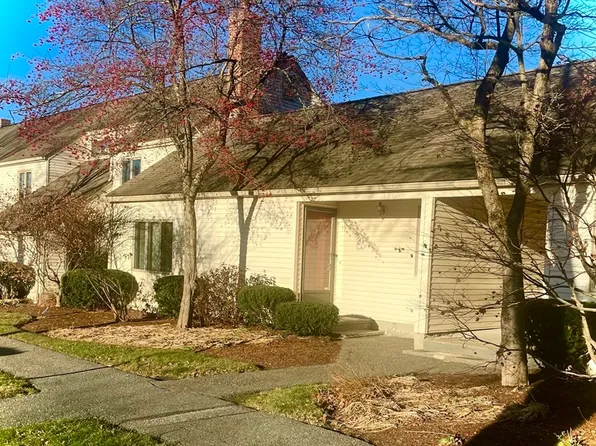 401 Great Rd APT 7, Acton, MA 01720
