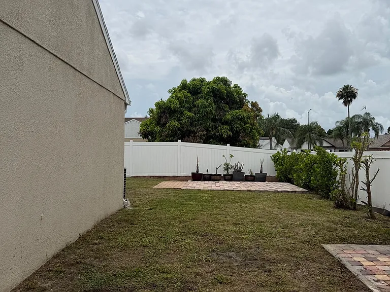 9016 Bana Villa Ct — Photo 37