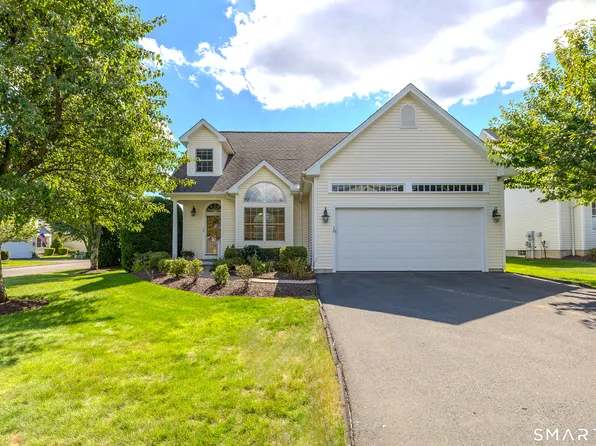 18 Wicklow Lane, Shelton, CT 06484